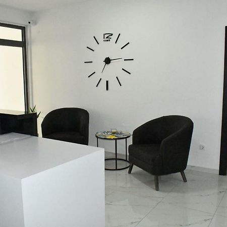 Flo Apartments Ulcinj Exterior foto